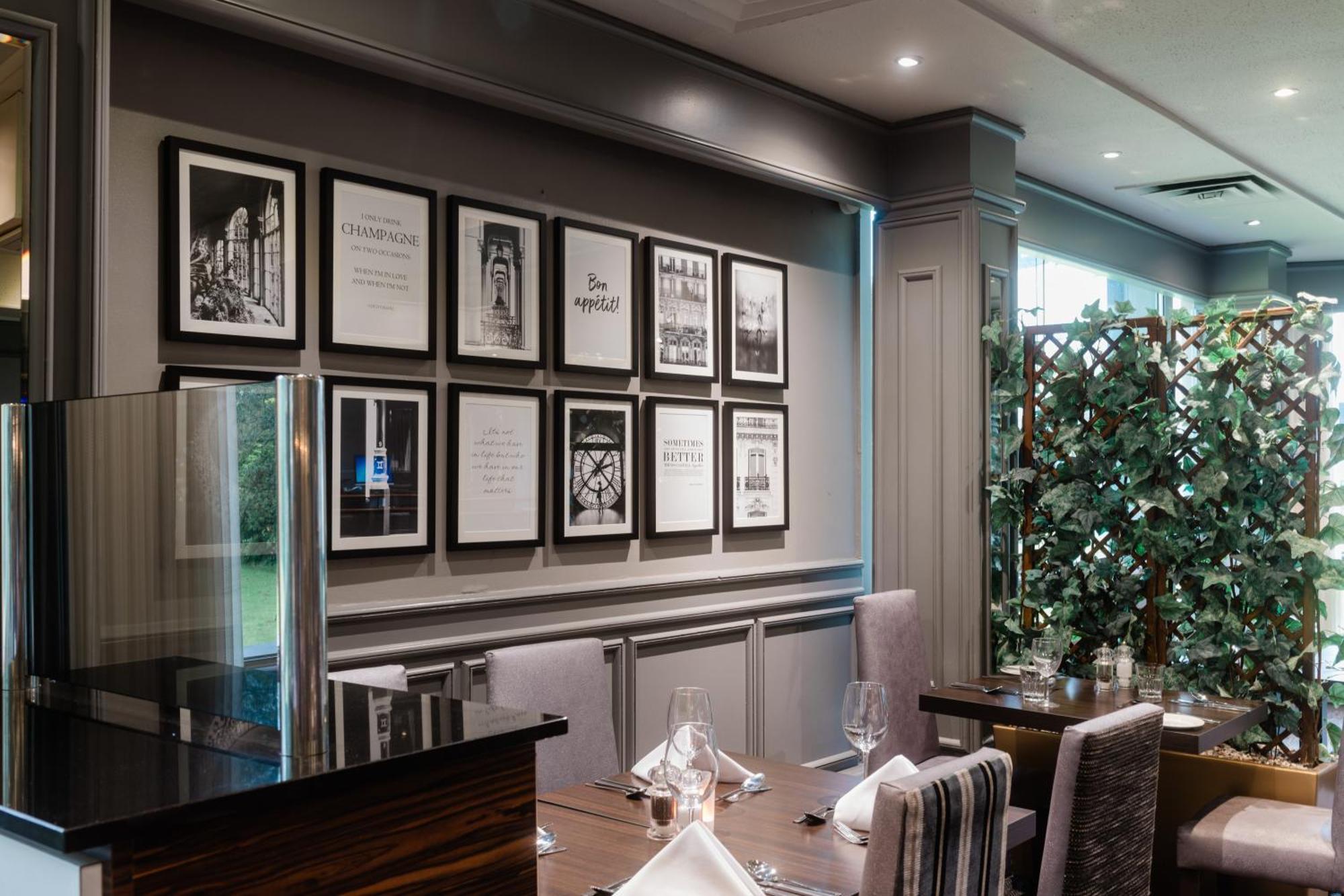 Normandy Hotel Renfrew Zewnętrze zdjęcie